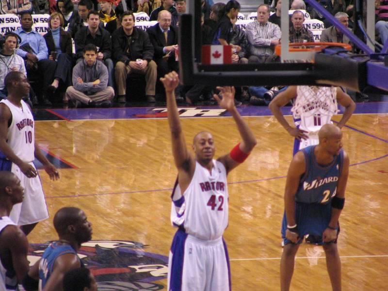 Raptors - 02.04.2005 164.jpg